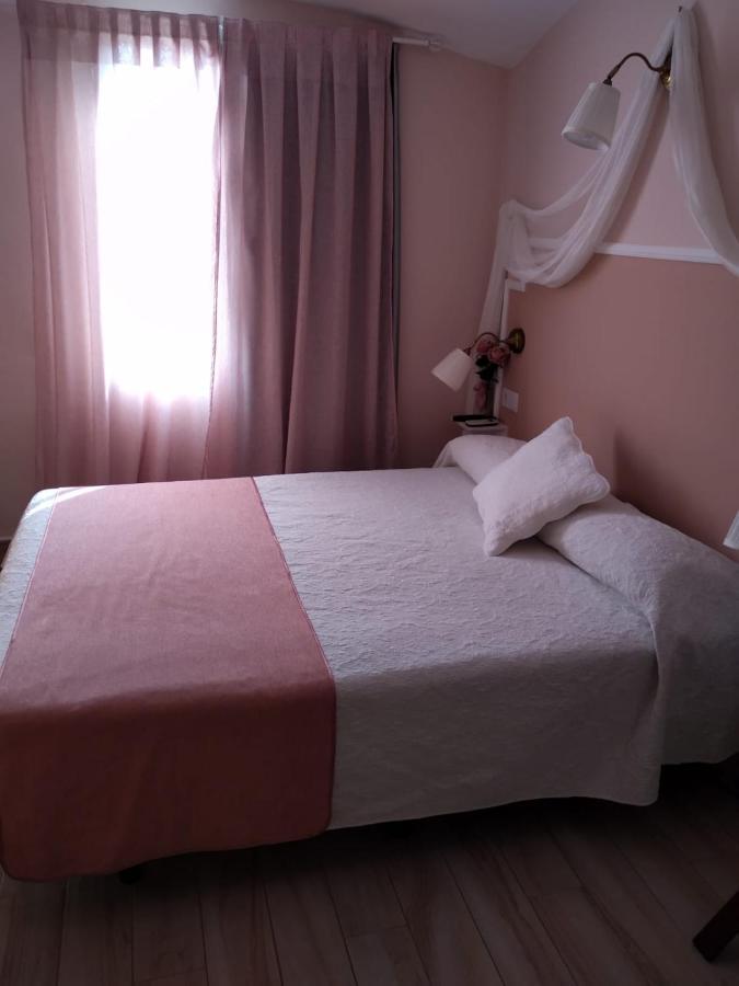 Emperador Augusto Hotel เมรีดา ภายนอก รูปภาพ