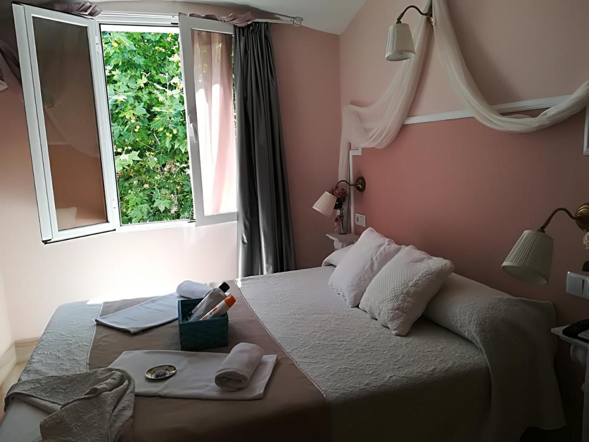 Emperador Augusto Hotel เมรีดา ภายนอก รูปภาพ