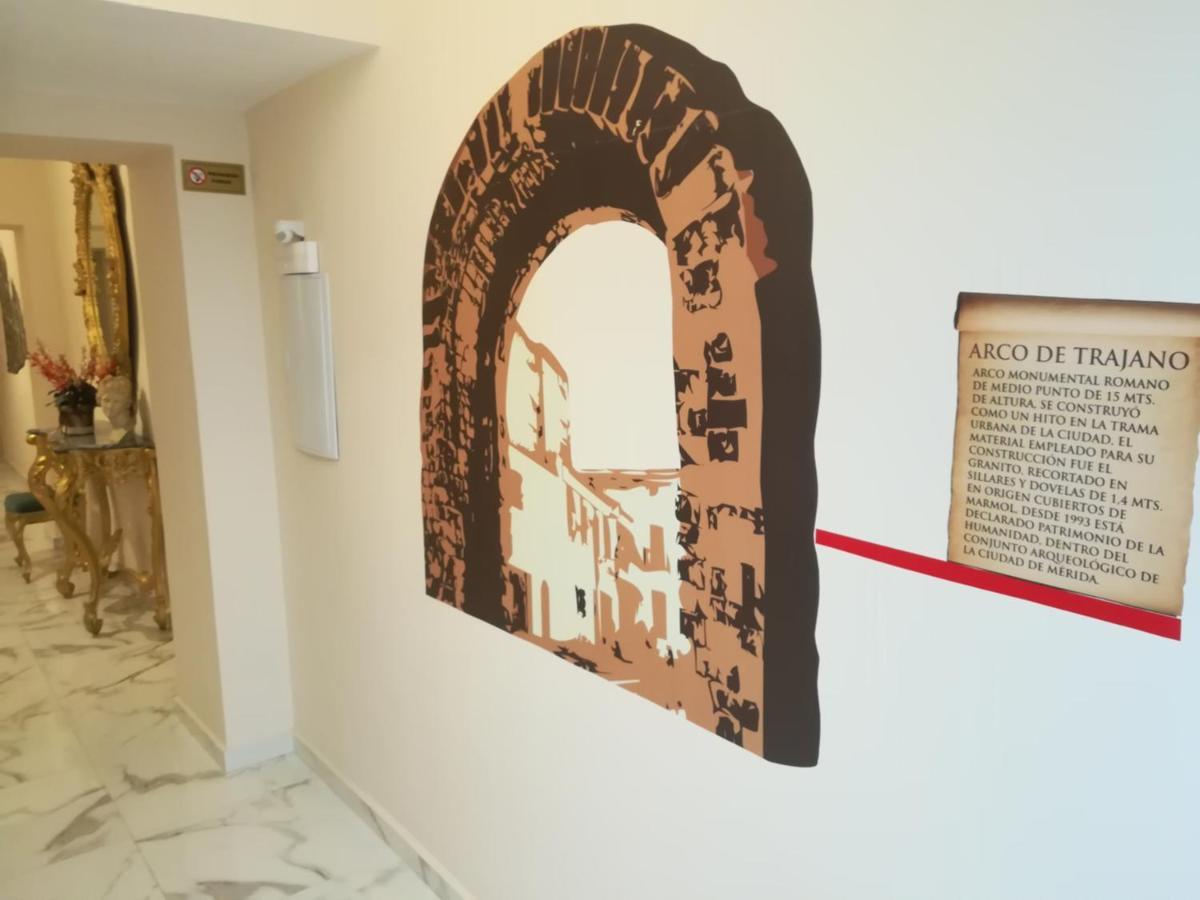 Emperador Augusto Hotel เมรีดา ภายนอก รูปภาพ